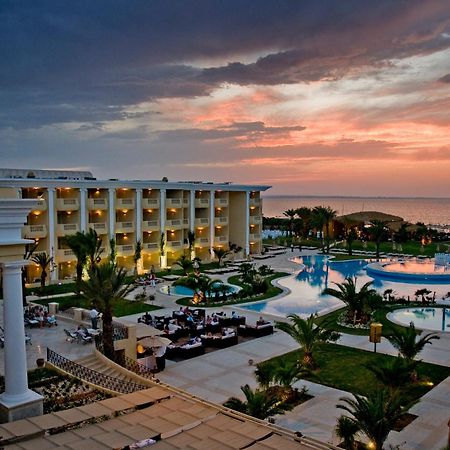 Royal Thalassa Munastır Dış mekan fotoğraf Sunset at the resort