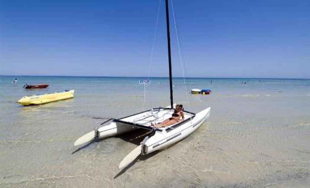 Royal Thalassa Munastır Dış mekan fotoğraf Hobie 16